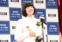 2025年 第99回キネマ旬報ベスト・テン表彰式より、新人女優賞を受賞した「ルノワール」の鈴木唯