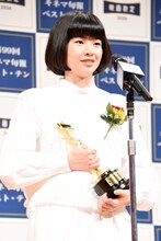 2025年 第99回キネマ旬報ベスト・テン表彰式より、新人女優賞を受賞した「ルノワール」の鈴木唯