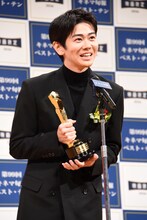 2025年 第99回キネマ旬報ベスト・テン表彰式より、新人男優賞を受賞した「見はらし世代」の黒崎煌代