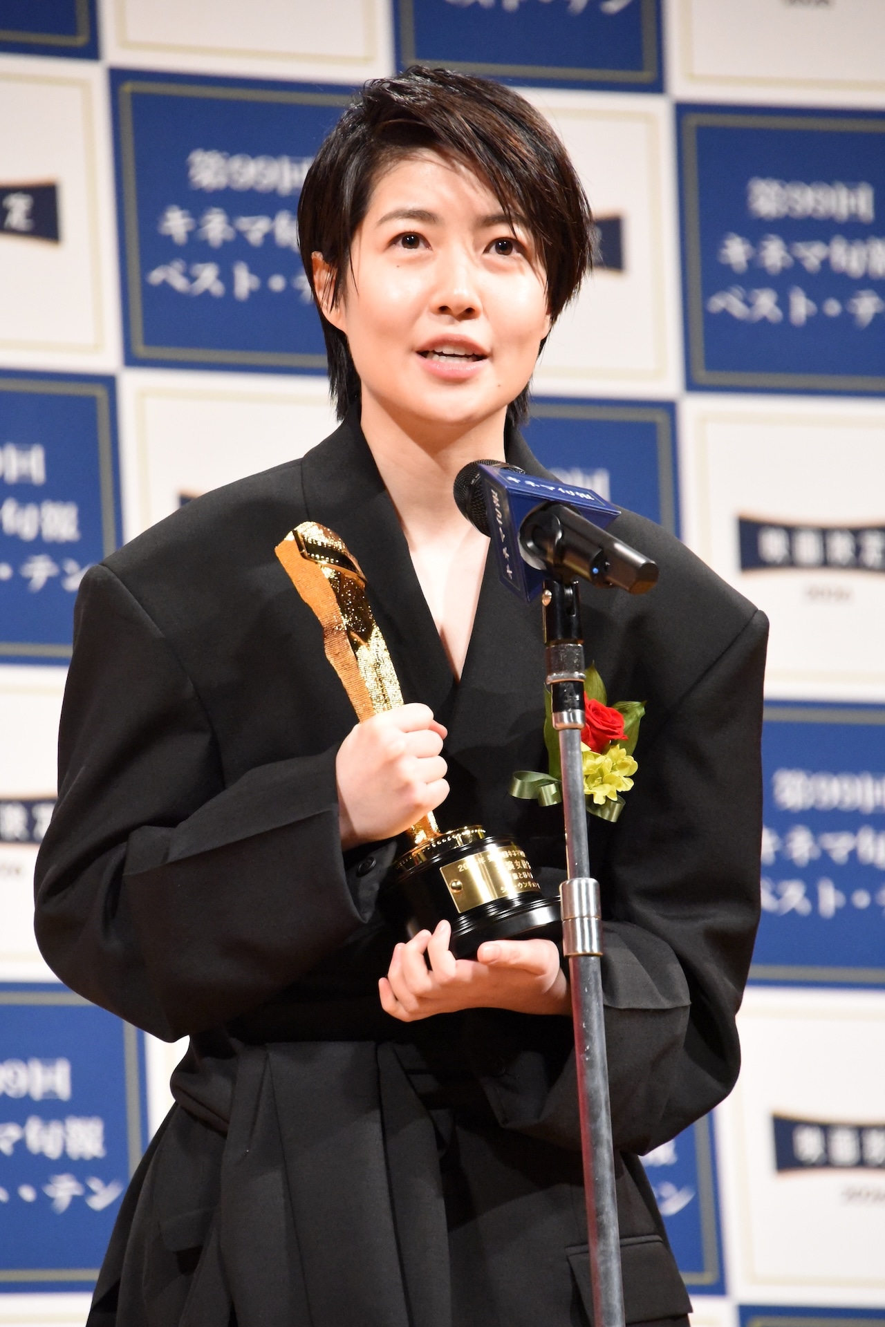 2025年 第99回キネマ旬報ベスト・テン表彰式より、主演女優賞を受賞した「旅と日々」のシム・ウンギョン