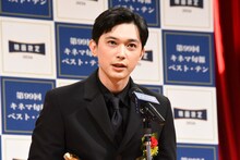 2025年 第99回キネマ旬報ベスト・テン表彰式より、主演男優賞を受賞した「国宝」の吉沢亮