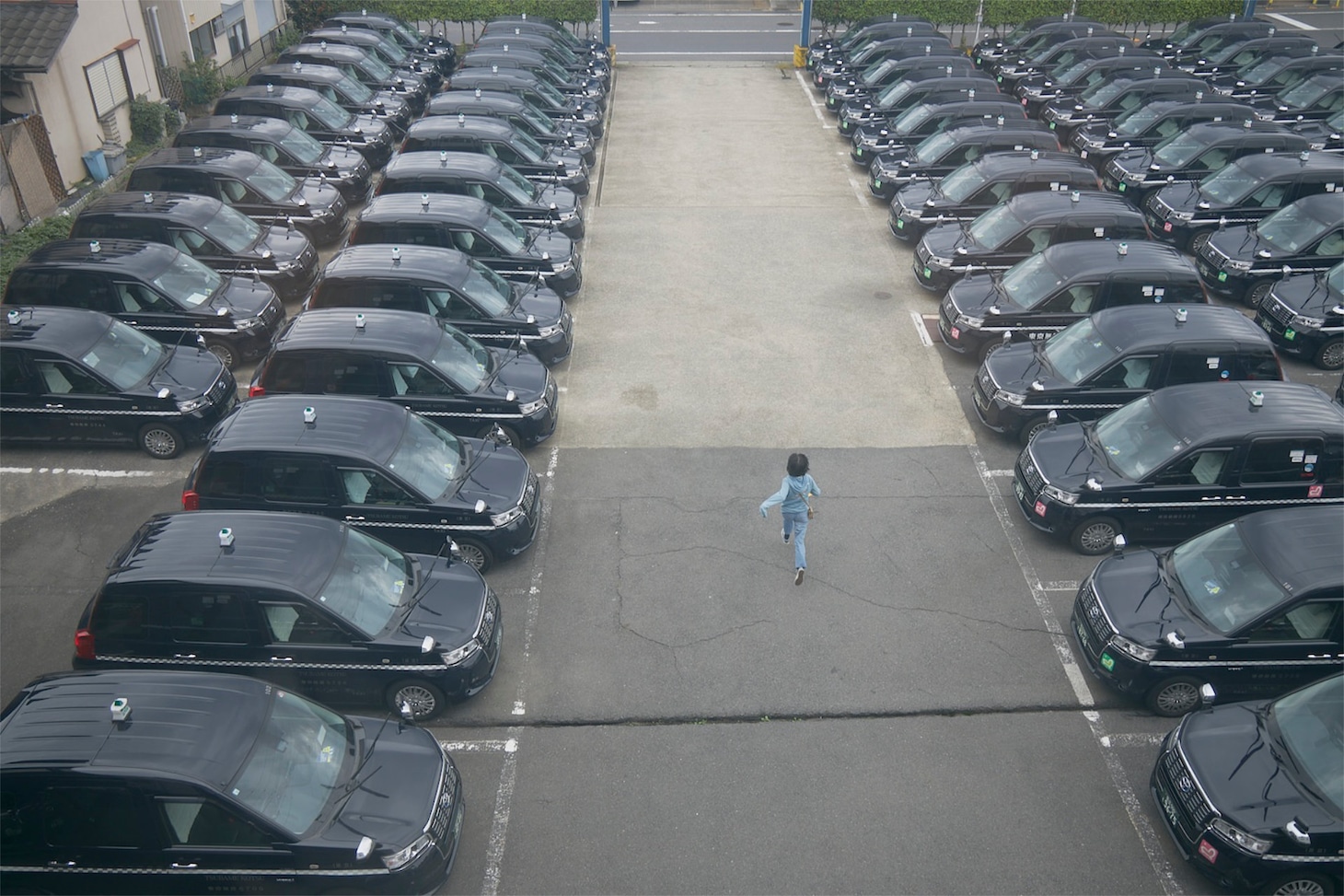 「炎上」場面写真