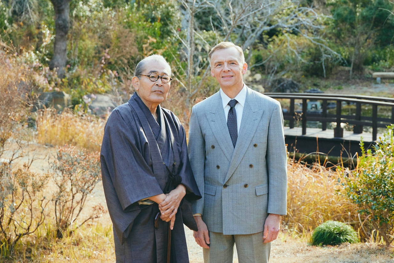 特集ドラマ「魯山人のかまど」で共演した藤竜也（左）、サイモン・ペッグ（右）