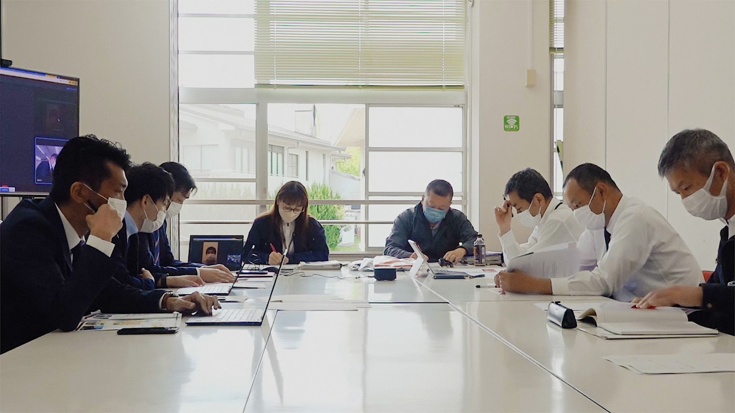 「WITH」場面写真