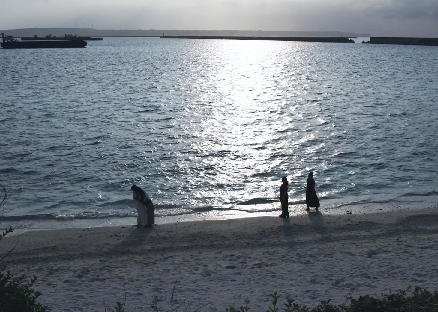 「宮古島物語ふたたヴィラ かんかかりゃの願い」場面写真
