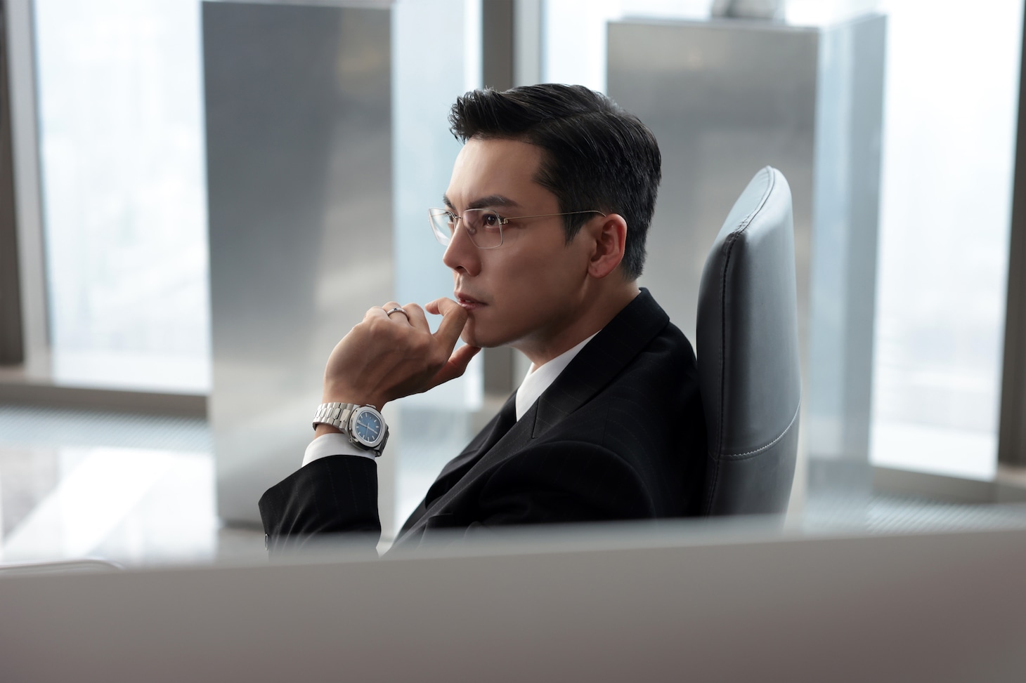 御曹司の沈皓明（シェン・ハオミン）。演じたのは中国ドラマ「酔麗花～エターナル・ラブ～」「斛珠＜コクジュ＞夫人～真珠の涙～」のウィリアム・チャン（陳偉霆）