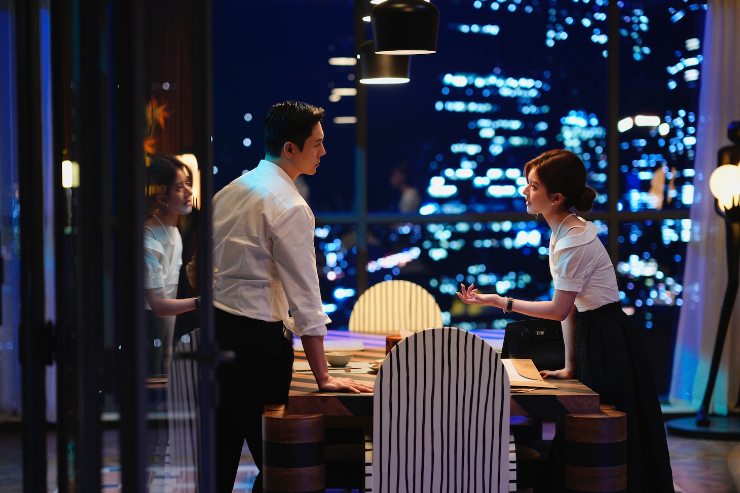 中国ドラマ「私の完璧な結婚」場面写真。本編再生数は19億6700万回を超え、テンセントの年間1位を獲得した