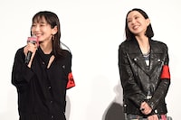 左から吉岡里帆、中島セナ