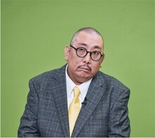 「ゾンビ1/2 ～Right Side of the Living Dead～」でコメンテーター役を担った街裏ぴんく