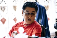 「TOKYO BURST-犯罪都市-」より、ピエール瀧演じるヤクザの組長