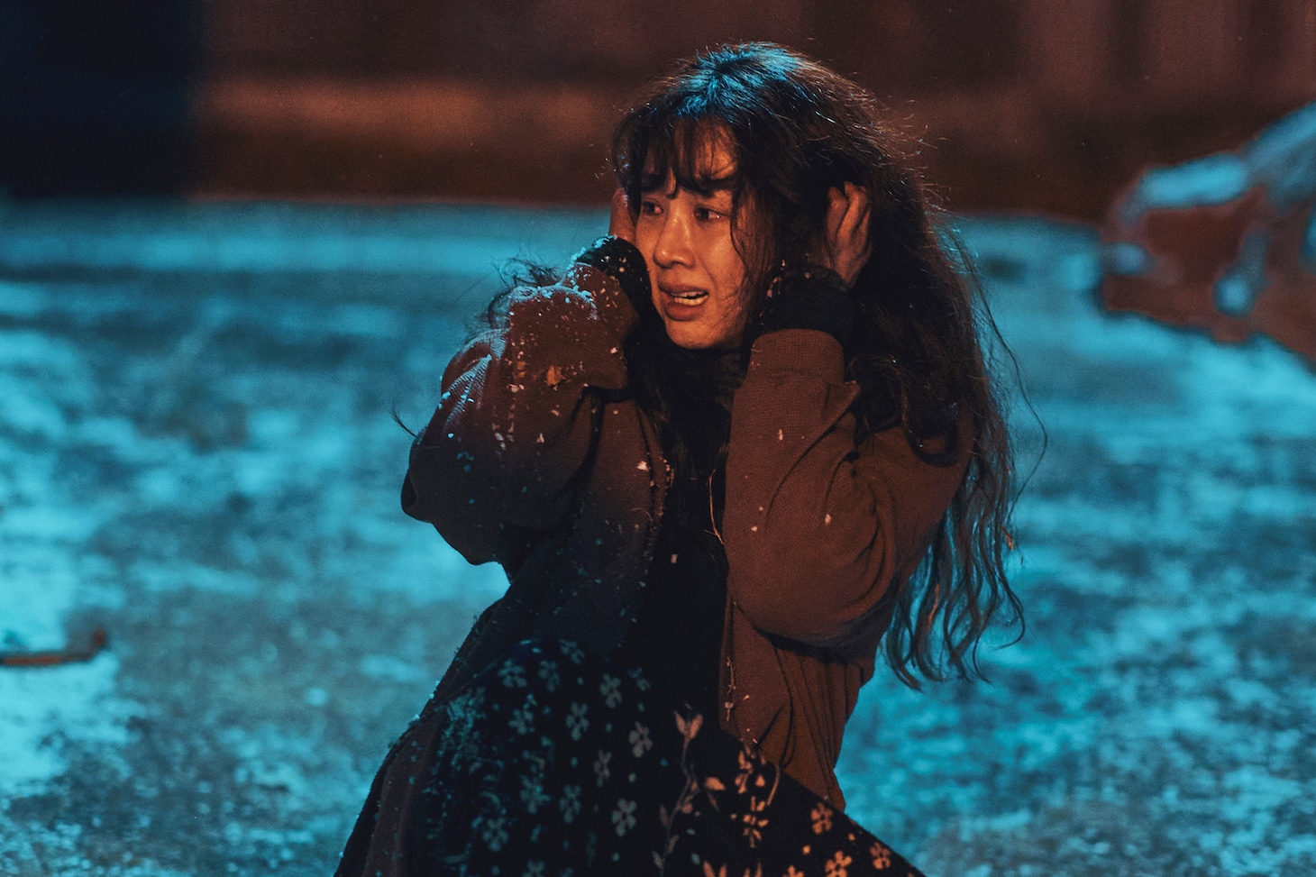 「白い車に乗った女」場面写真