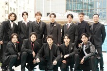 「ちるらん 新撰組鎮魂歌」制作発表イベントの様子。前列左から細田佳央太、鈴木伸之、山田裕貴、中村蒼、上杉柊平。後列左から宮﨑秋人、栁俊太郎、綾野剛、松本潤、藤原季節、岩永ひひお、渡辺一貴