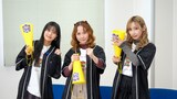 仮面ライダーGIRLSチームのメンバー。左から鷲見友美ジェナ、秋田知里、井坂仁美