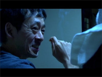 「笑え」場面写真 ©︎2009 ガノンフィルムズ