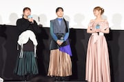 「劇場版 転生したらスライムだった件 蒼海の涙編」ゴブタ役の泊明日菜（左）、ユラ役の大西沙織（中央）、リムル＝テンペスト役の岡咲美保（右）