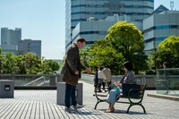 「レンタル・ファミリー」新場面写真