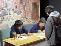 左から向井康介、山下敦弘