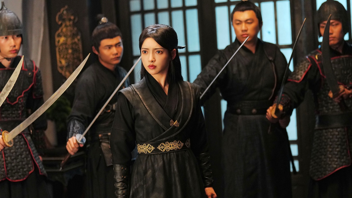 中国時代劇「双花鏡 交わる魂、重なる宿命」より、グオ・ジアユー（郭嘉語）演じる蘇南嫣 / 趙清清（中央）