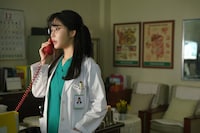 韓国ドラマ「スノードロップ」ディズニープラス スターにて全話独占配信中 ©2026 Disney and its related entities