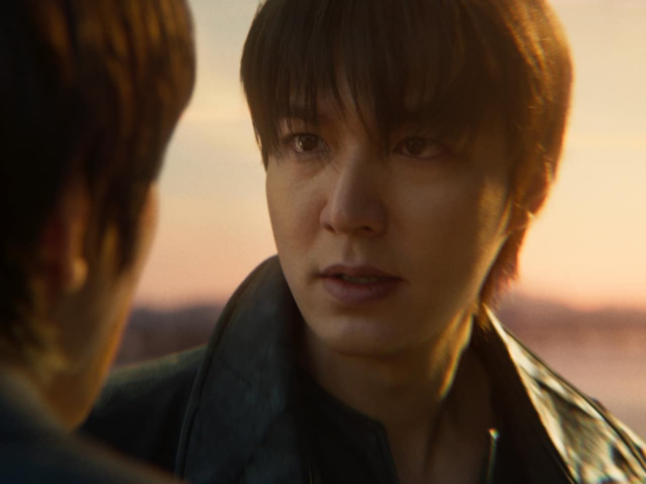 映画「全知的な読者の視点から」イ・ミンホ演じる謎多き人物ユ・ジュンヒョク