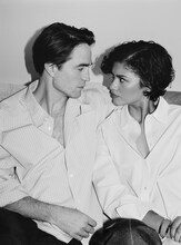 ゼンデイヤ（右）とロバート・パティンソン（左）はA24の映画「The Drama（原題）」で婚約カップルを演じた