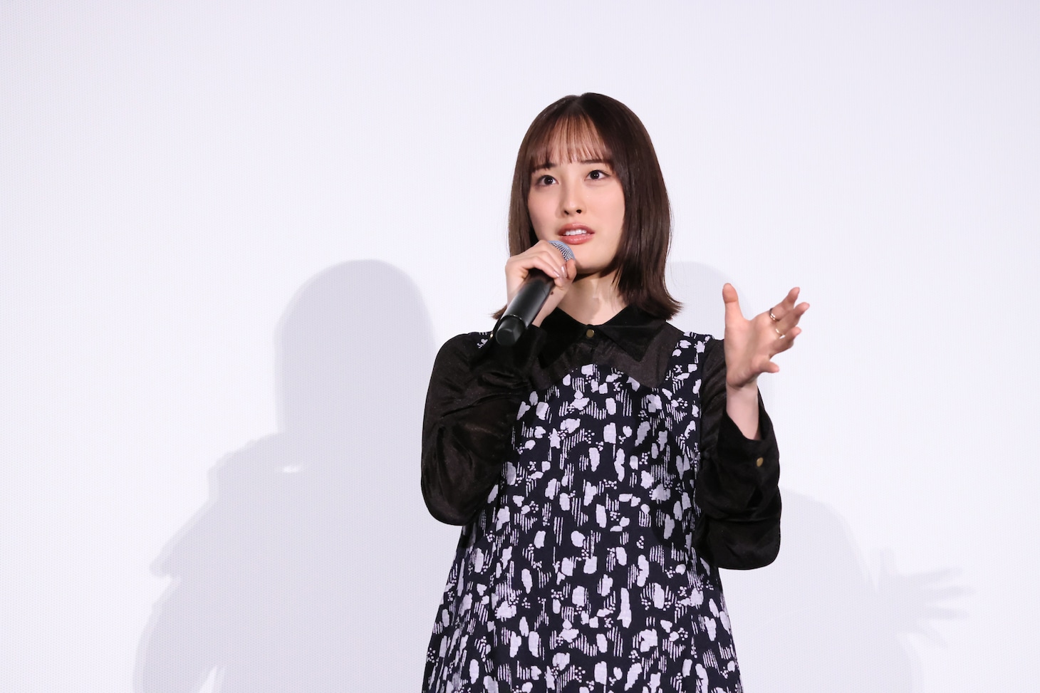 福岡のT・ジョイ博多、大阪・TOHOシネマズ 梅田、愛知・ミッドランドスクエア、東京・TOHOシネマズ 日比谷で行われた「教場 Reunion / Requiem」一気見上映の舞台挨拶に登壇した大友花恋