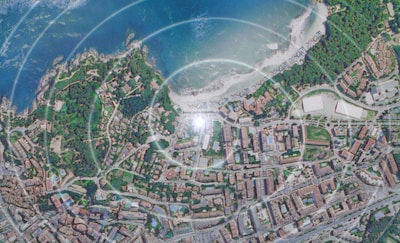 「輝ける傷（スペインでの休暇をめぐるかなり鮮明な白昼夢）」場面写真