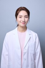 河瀬桃子役の仁村紗和