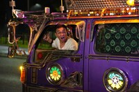 「免許返納!?」より、八嶋智人演じる安田康太