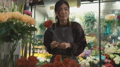 「ラプソディ・ラプソディ」場面写真。呉城久美演じる繁子