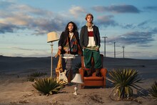 ドラマ「水曜日、私の夫に抱かれてください」のオープニングテーマを担当するAmber's