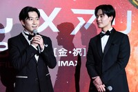 Netflix恋愛リアリティシリーズ「ボーイフレンド」でカップルとして結ばれたダイ（左）、シュン（右）