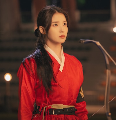 韓国ドラマ「21世紀の大君夫人（たいくんふじん）」より、IU演じる財閥家の次女ソン・ヒジュ