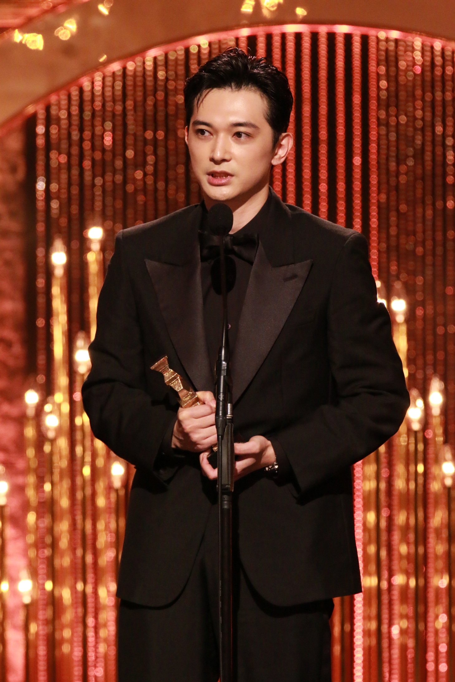 第49回日本アカデミー賞授賞式より、最優秀主演男優賞に輝いた「国宝」の吉沢亮 ©︎日本アカデミー賞協会