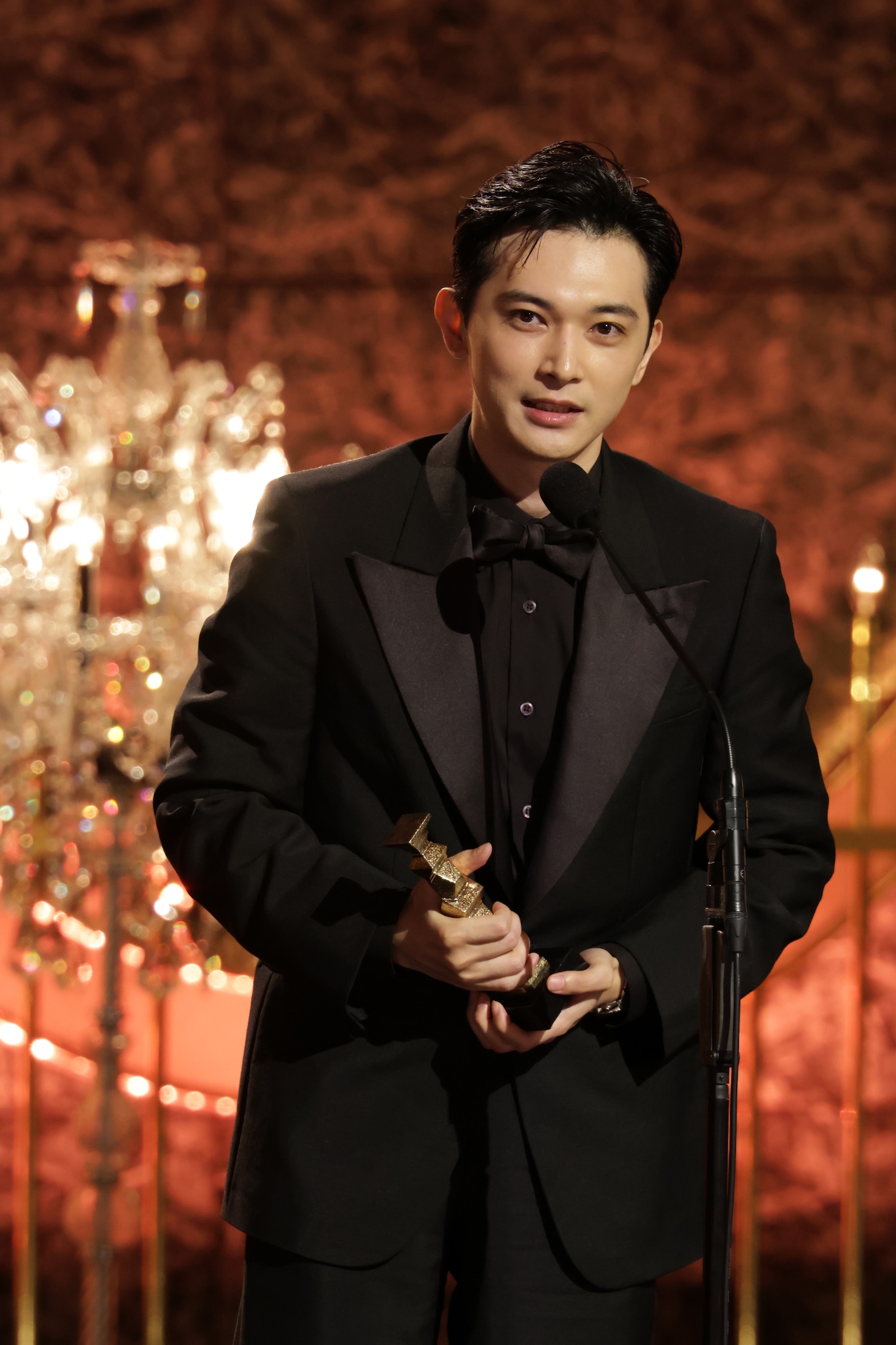 第49回日本アカデミー賞授賞式より、最優秀主演男優賞に輝いた「国宝」の吉沢亮 ©︎日本アカデミー賞協会