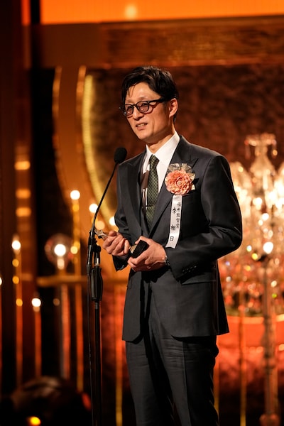 第49回日本アカデミー賞授賞式より、最優秀監督賞に輝いた「国宝」の李相日 ©︎日本アカデミー賞協会