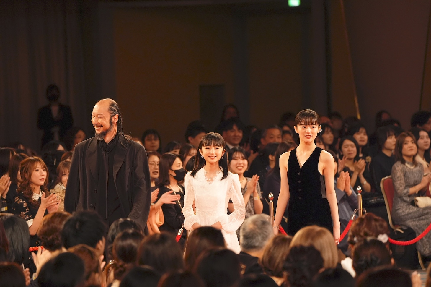 【日本アカデミー賞】レッドカーペットに吉沢亮、横浜流星、北川景子、蒼井優ら受賞者が勢ぞろい