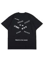 「ストリート・キングダム 自分の音を鳴らせ。」とメディコム・トイのコラボTシャツ