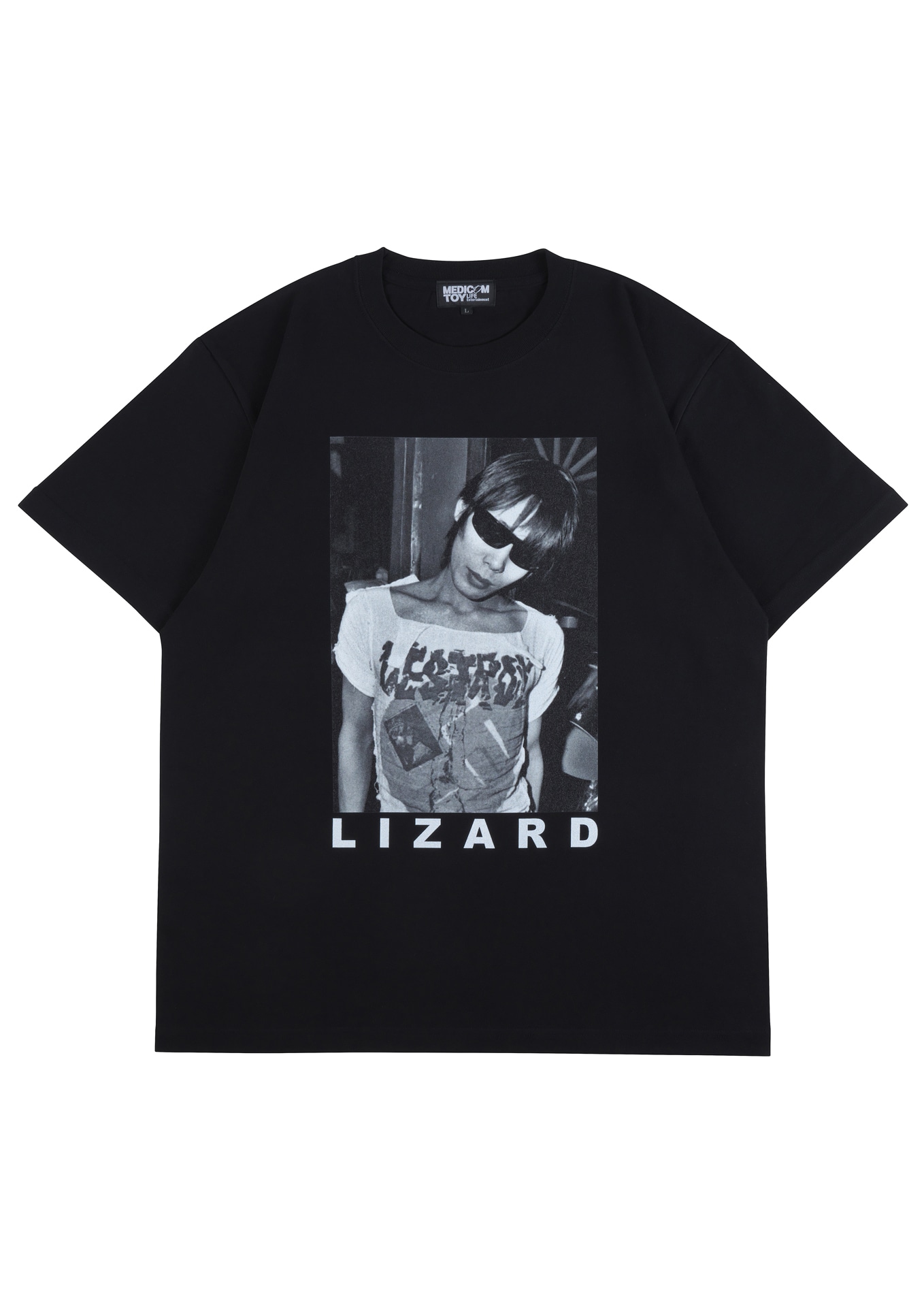 「ストリート・キングダム 自分の音を鳴らせ。」とメディコム・トイのコラボTシャツ