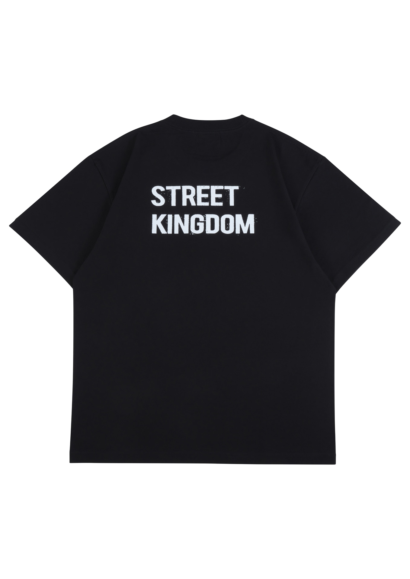 「ストリート・キングダム 自分の音を鳴らせ。」とメディコム・トイのコラボTシャツ