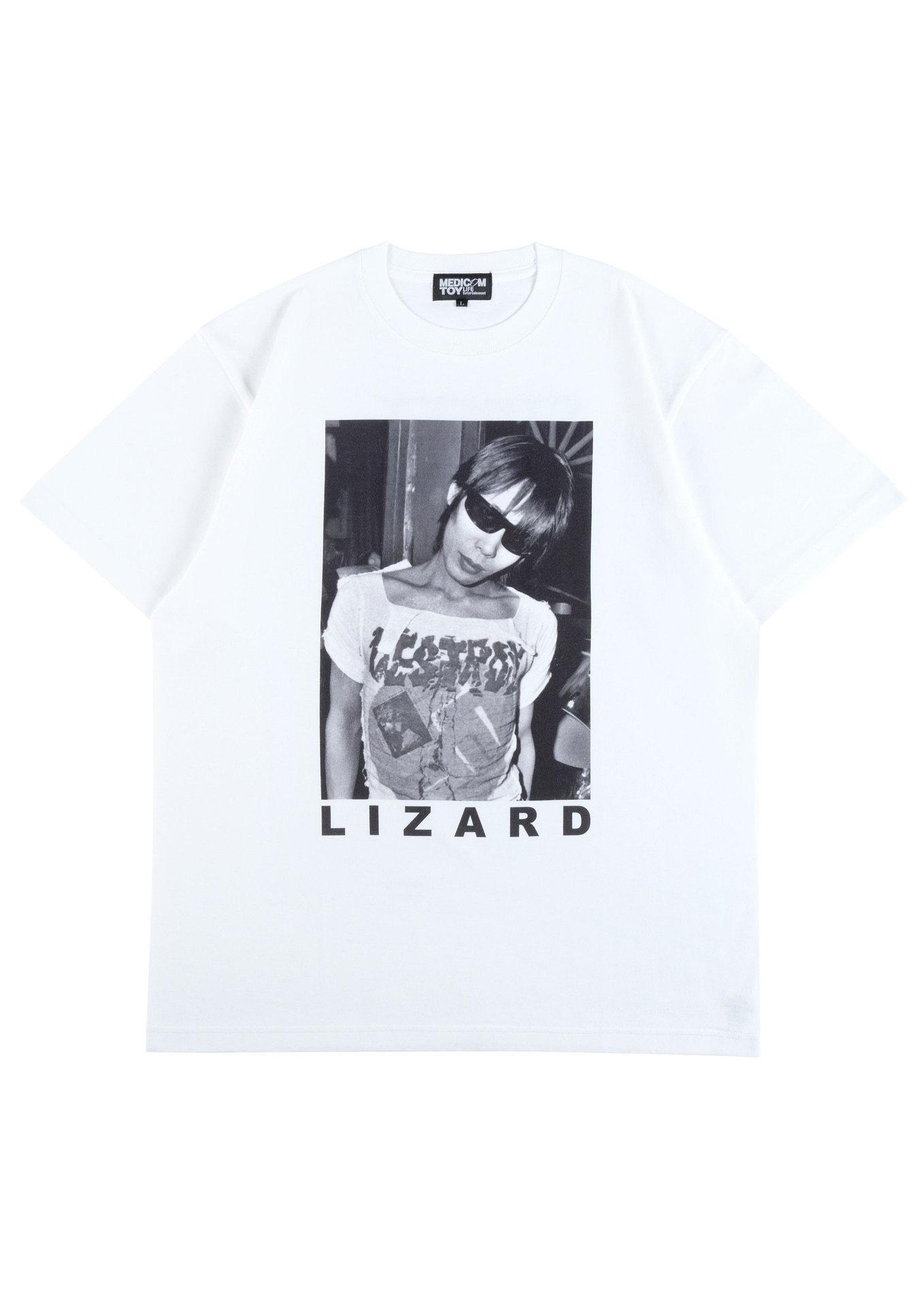 「ストリート・キングダム 自分の音を鳴らせ。」とメディコム・トイのコラボTシャツ