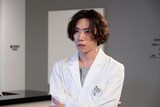 ドラマ「ヤンドク！」場面写真。早乙女太一演じる脳神経外科医・小宮玲児