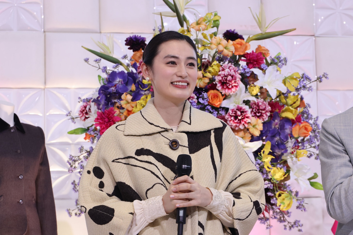 「森英恵 Butterfly beyond」制作発表会見に出席した八木莉可子