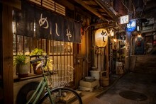 「深夜食堂」の舞台となる“めしや”の外観