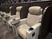 「プレミア ラグジュアリー シート」のイメージ（写真はTOHOシネマズ 日比谷のもの）