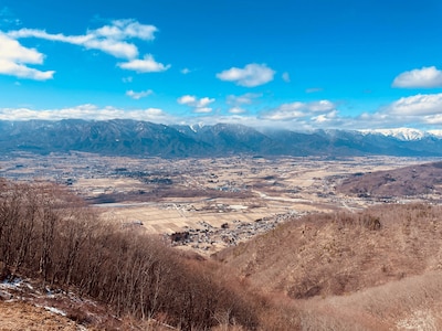 早春を迎えようとする長野県安曇野市