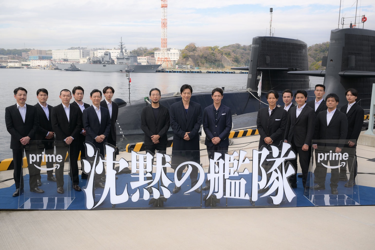 映画「沈黙の艦隊 北極海大海戦」制作決定イベントの様子。主演・プロデューサーの大沢たかお（中央）、キャストの玉木宏（中央右）、監督の吉野耕平（中央左）らが出席した