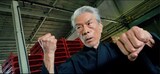 倉田保昭主演のアクション映画「夢物語」場面写真