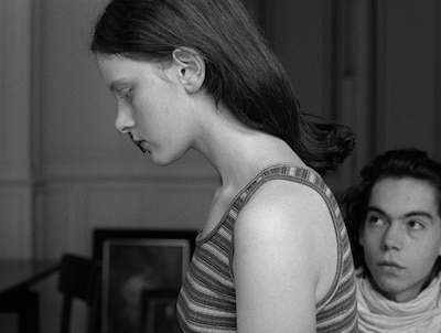 「愛の世紀」場面写真 ©2001 Avventura Films/Peripheria/Canal+/Arte France Cinéma/Vega Film/RTS