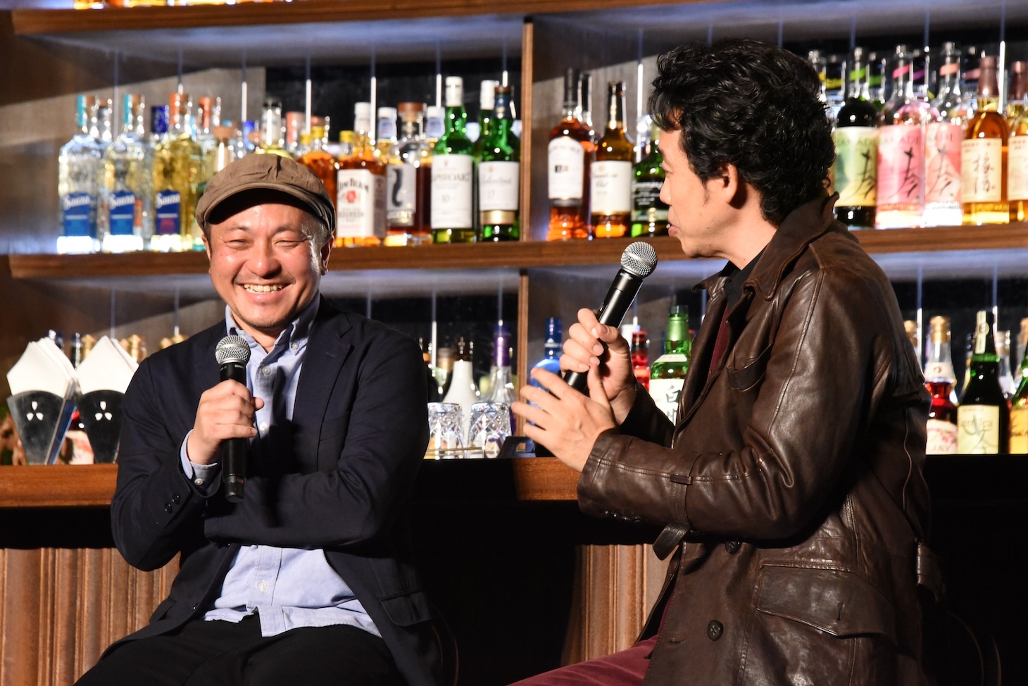 左から白石和彌、大泉洋